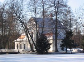 Kościół filialny zimą